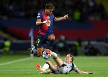 How Does a Player’s Individual Performance Affect the Overall Game Tempo and Team Cooperation?