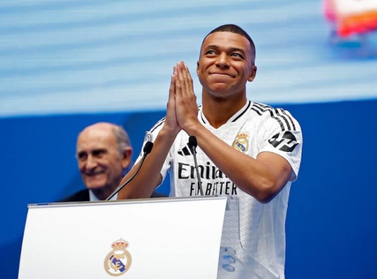 Mbappé Arrives at the Bernabéu: Does Vinícius Have to Give Up the Left Wing to Achieve the “New BBC” Offensive Chemistry?