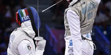 Why Does the U.S. Fencing Team Struggle in International Competitions? What Strategic Adjustments Do They Need to Make?