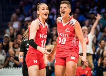 How Do Experts View the Current Gender Equality Issues in the Sports Industry?