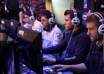Frequent Tragic Deaths of Esports Athletes: Should a “Physiological Age Requirement” Be Established for Esports Players?