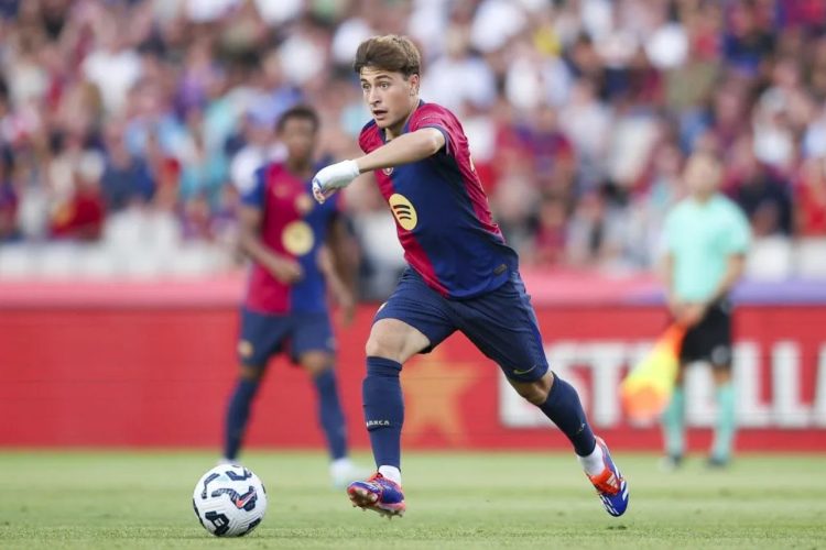 Should Retired Legends Like Xavi Face Different Coaching Standards?